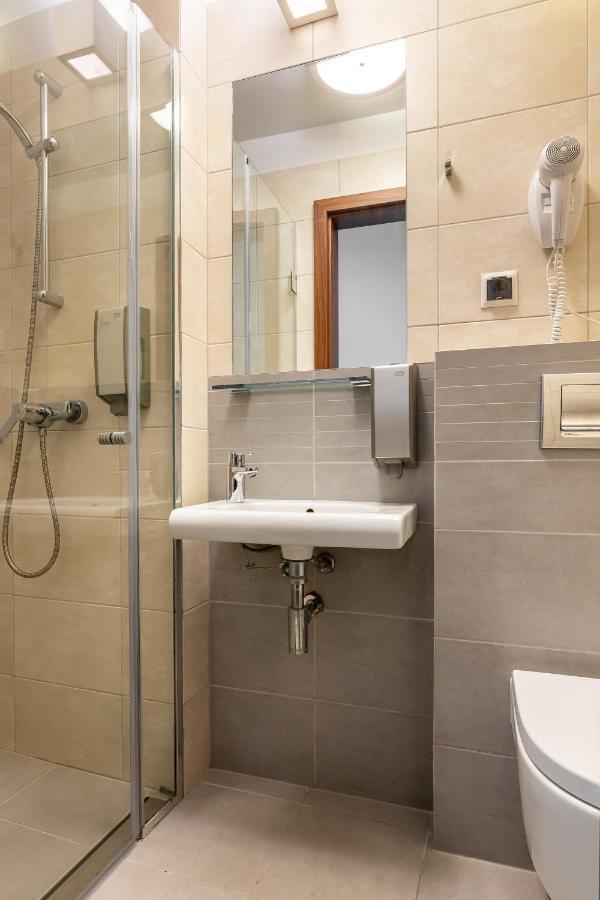 מלון אוסטראון Wilga מראה חיצוני תמונה